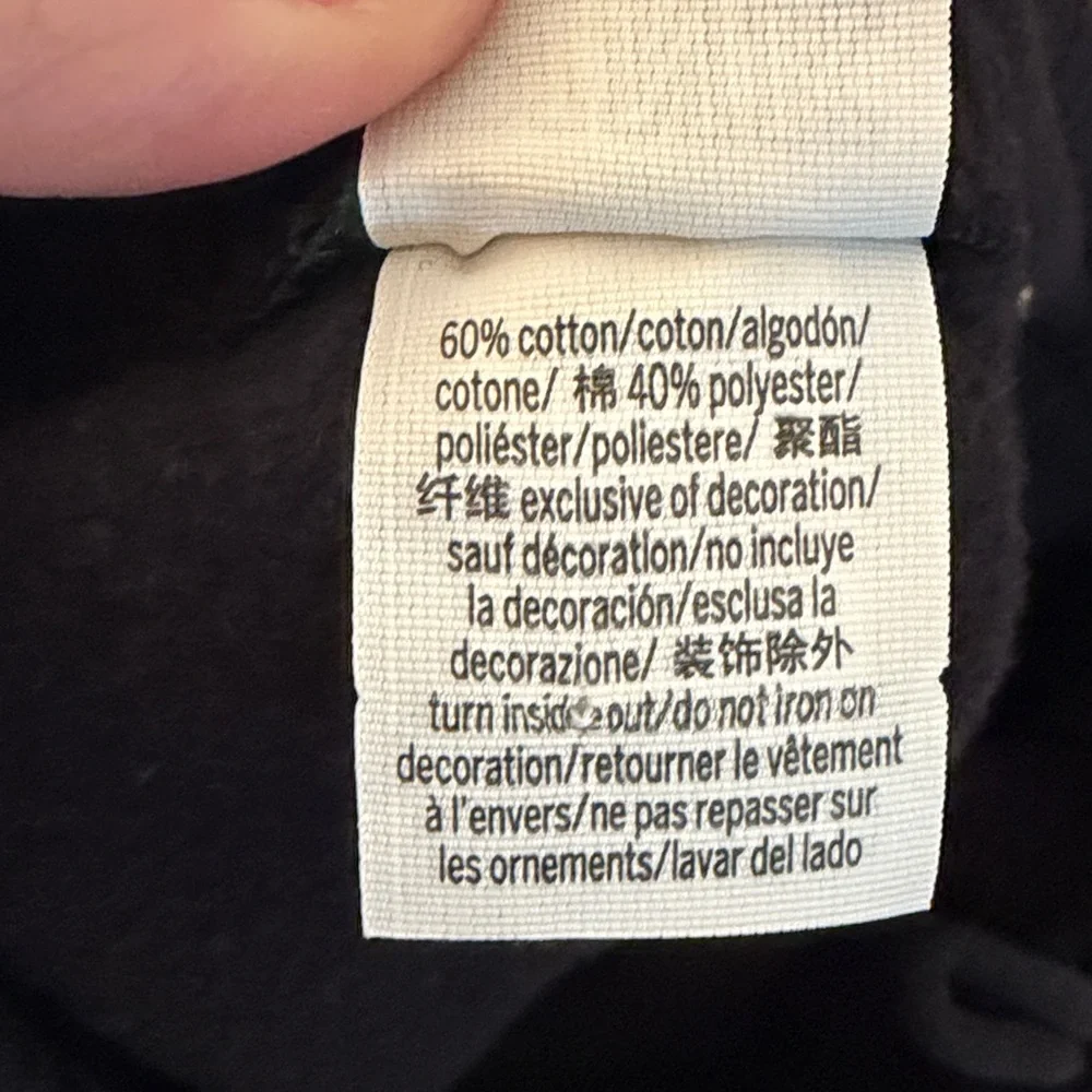 Pink Victoria’s secret sweat shorts FINAL PRICE - Picture 3 of 4